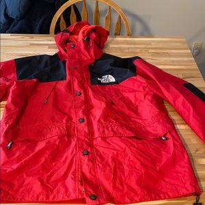 Northface men’s jacket, size XXL.
